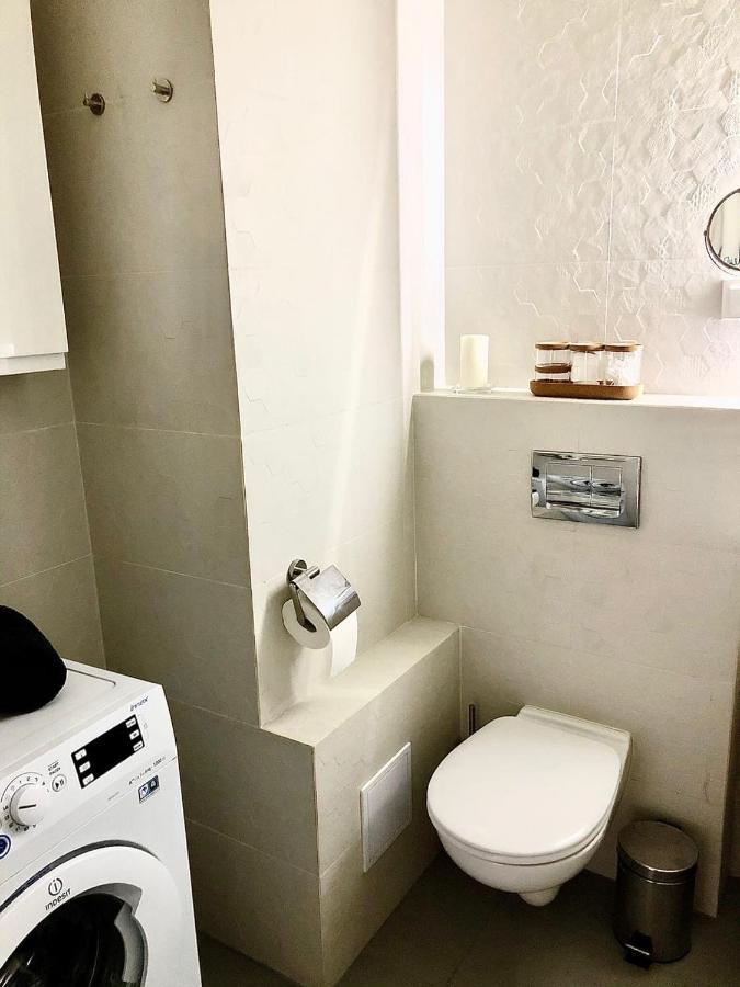 Apartment Klobucka Варшава Экстерьер фото
